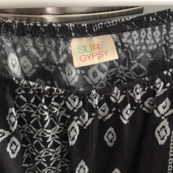 NWOT Bell Sleeved Crop Top *boutique style* - Picture 5 of 5